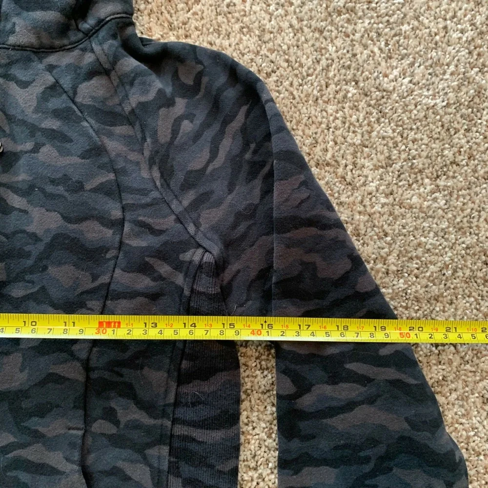 Lululemon Scuba Hoodie Cotton Incognito Camo Black Size 4